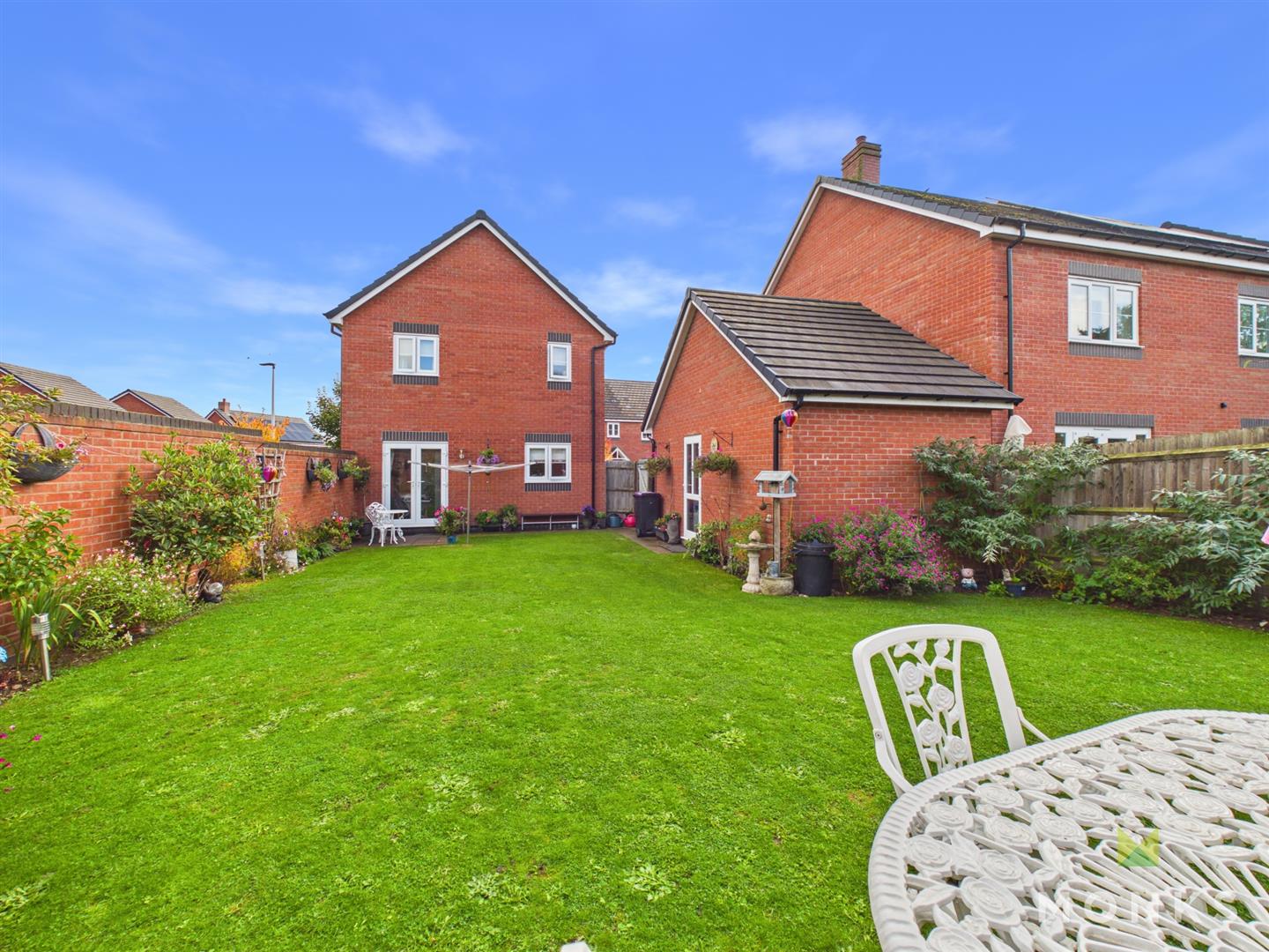 15 Wessex Close, Shrewsbury, SY4 4RZ For Sale